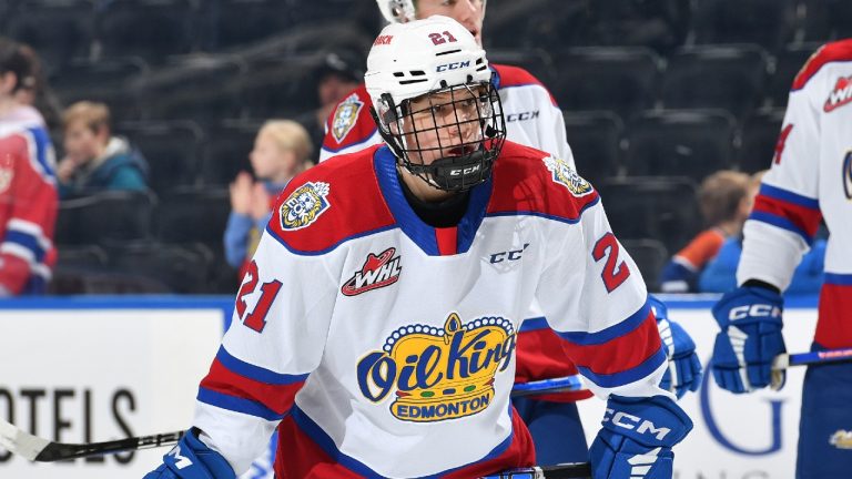 Joe Iginla of the Edmonton Oil Kings warms up ahead of a WHL game against the Regina Pats on Dec. 17, 2023. (Andy Devlin/Edmonton Oil Kings)