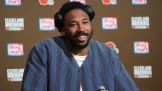 AP Source: Browns’ Garrett fined $25k for criticizing officials after game