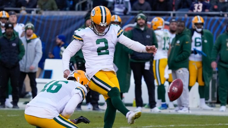 Green Bay Packers' Mason Crosby makes a field goal during the second half of an NFL football game against the Chicago Bears Sunday, Dec. 4, 2022, in Chicago. (Nam Y. Huh/AP)