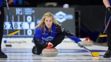 Jones edges Einarson to improve to 2-0 at WFG Masters