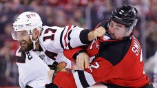 Blackhawks’ Foligno exits game vs. Devils with injury