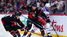 Senators fall apart in second period, lose badly against Rangers