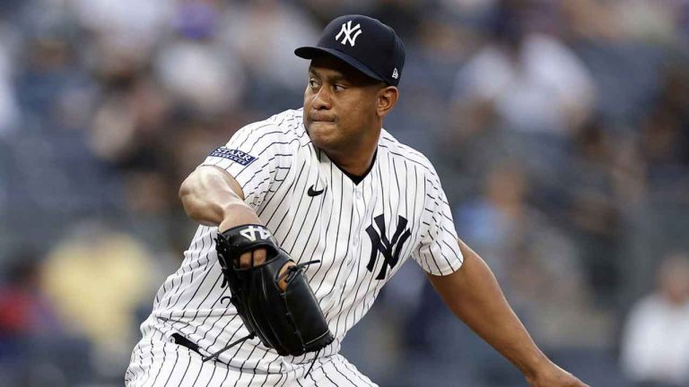New York Yankees pitcher Wandy Peralta (58) pitches against the Milwaukee Brewers during the seventh inning of a baseball game. (Adam Hunger/AP)