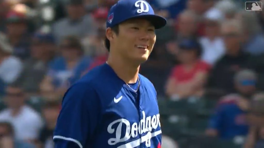 Yoshinobu Yamamoto lights out vs. the champs in his Dodgers spring debut