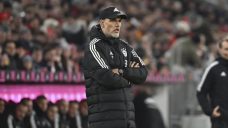 Bayern brings in Zaragoza earlier than planned to cover for an injury crisis