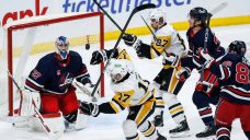 Jets snap five-game losing streak behind Hellebuyck&#8217;s excellence vs. Penguins