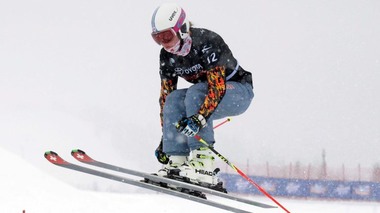 India Sherret, of Canada, competes during qualifications at a U.S. Grand Prix women's freestyle skicross event Friday, Jan. 20, 2017, in Solitude, Utah. (AP Photo/Rick Bowmer)