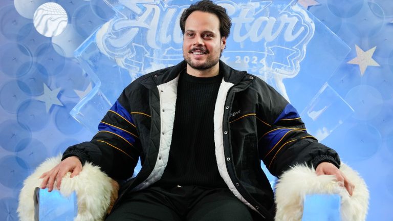 Toronto Maple Leafs forward Auston Matthews poses for photograph on the red carpet during the NHL All-Star week festivities in Toronto on Thursday, February 1, 2024. (Frank Gunn/CP)