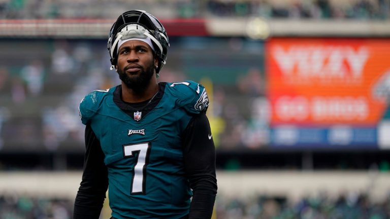 Philadelphia Eagles' Haason Reddick walks off the field at halftime of an NFL football game, Sunday, Dec. 31, 2023, in Philadelphia. (Matt Slocum/AP Photo)