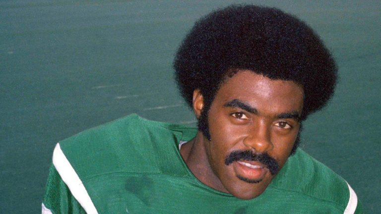 Richard Caster poses for a photo in New York, 1971. The former Jets tight end and wide receiver, who was selected for three Pro Bowls during his 13-year NFL career, has died. He was 75. (Harry Harris/AP)