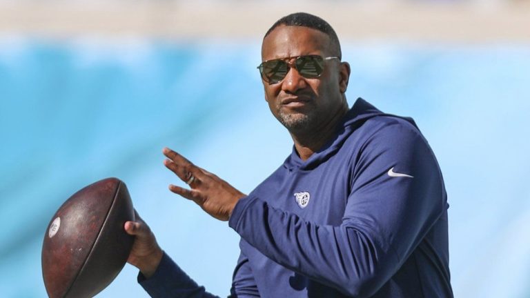The Buffalo Bills hired former Tennessee Titans assistant Scott Booker to the role of nickelbacks coach and senior defensive assistant on Wednesday. (AP Photo/Gary McCullough, File)