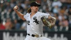 Reports: White Sox bring back Mike Clevinger on one-year contract