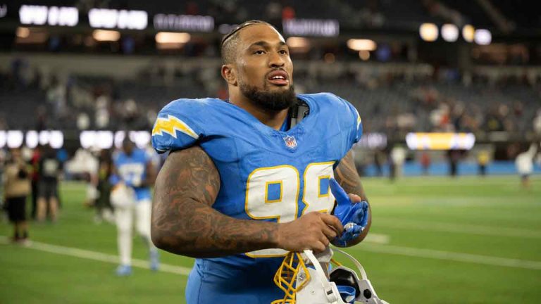 Los Angeles Chargers defensive tackle Austin Johnson (98) walks back to the locker room after an NFL football game against the Chicago Bears, Sunday, Oct. 29, 2023, in Inglewood, Calif. (Kyusung Gong/AP)
