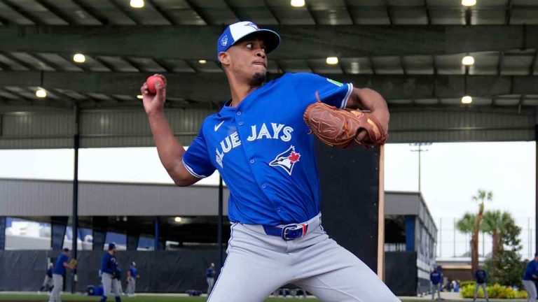 Toronto Blue Jays starting pitcher Yosver Zulueta throws during a baseball spring training workout Sunday, Feb. 18, 2024, in Dunedin, Fla. (Charlie Neibergall/AP)