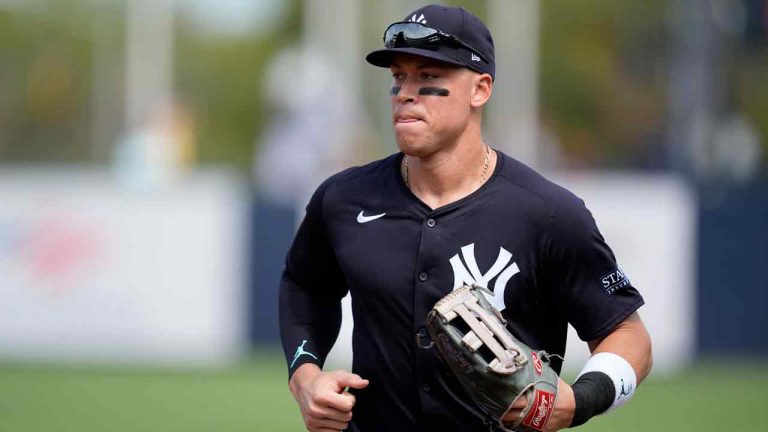 New York Yankees centre fielder Aaron Judge runs to the dugout in the first inning of a spring training baseball game against the Tampa Bay Rays Wednesday, March 6, 2024, in Tampa, Fla. (Charlie Neibergall/AP)