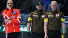 Manitoba’s Carruthers joins Saskatchewan’s McEwen in Brier playoffs
