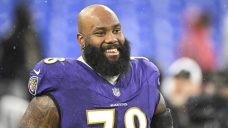 AP source: Jets acquiring OT Morgan Moses from Ravens for picks