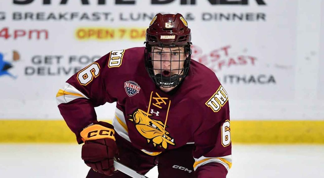 Panthers sign forward Ben Steeves to entry-level contract