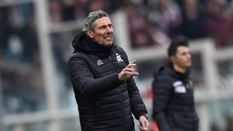 Spezia's coach Luca Gotti gestures during the Serie A soccer match between Torino and Spezia at Stadio Olimpico Grande Torino, in Turin, Italy, Sunday Jan. 15, 2023. (Fabio Ferrari/LaPresse via AP)