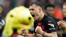 Sunderland signs former Arsenal captain Grant Xhaka