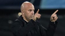 Feyenoord coach says his club in talks with Liverpool over a move to Anfield