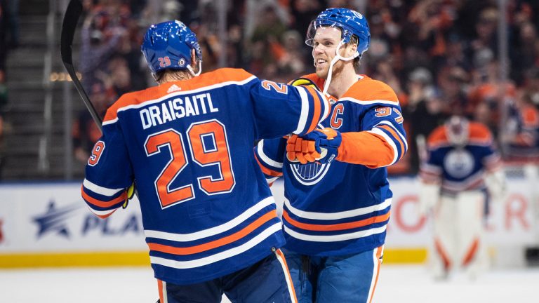 Edmonton Oilers' Connor McDavid and Leon Draisaitl. (Jason Franson/CP)