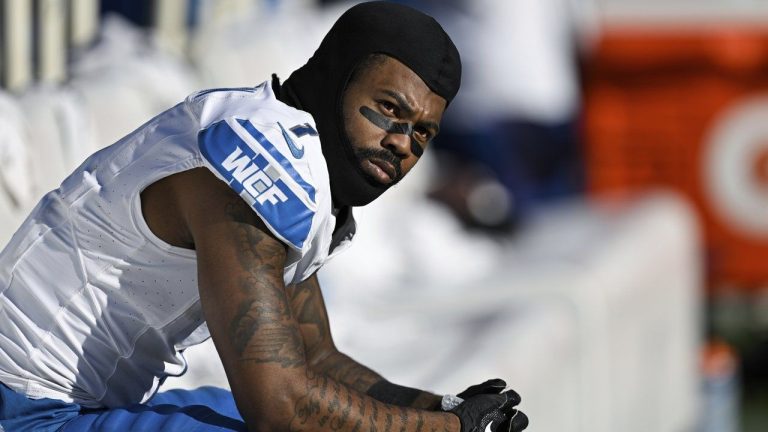  Detroit Lions cornerback Cameron Sutton (1) looks on from the sideline during the second half of an NFL football game against the Baltimore Ravens, Oct. 22, 2023, in Baltimore. A Florida sheriff's department on Wednesday, March 20, 2024, said it has a domestic violence warrant seeking the arrest of Sutton and asked for public help in finding him. (AP Photo/Terrance Williams, File)