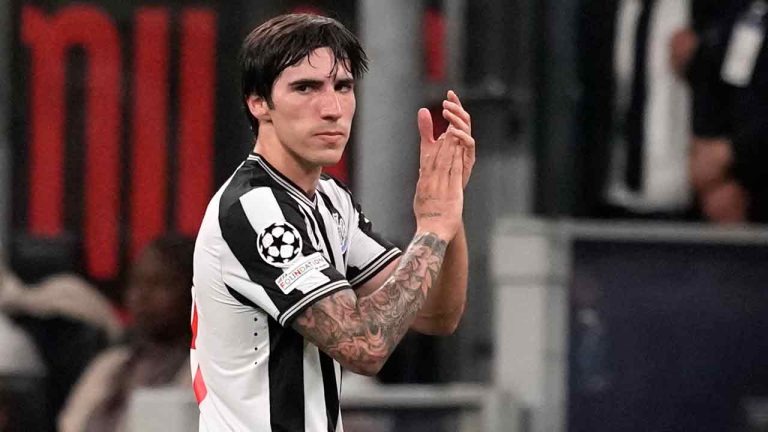 Newcastle's Sandro Tonali applauds as he leaves the pitch during the Champions League group F soccer match between AC Milan and Newcastle at the San Siro stadium in Milan, Italy, Tuesday, Sept. 19, 2023. (Antonio Calanni/AP)