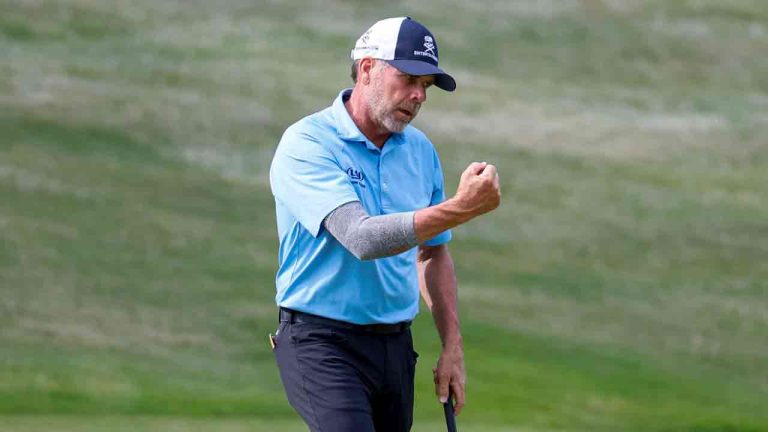 Doug Barron reacts after his put in the 17th green during the final round of the Mitsubishi Classic senior golf tournament at TPC Sugarloaf on Sunday, April 28, 2024, in Duluth, Ga. (Miguel Martinez/Atlanta Journal-Constitution via AP)