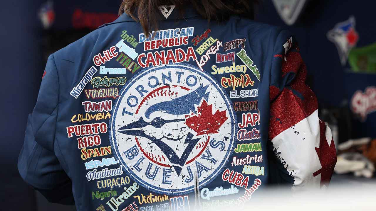 Why the Blue Jays brought back the home run jacket - Sportsnet.ca