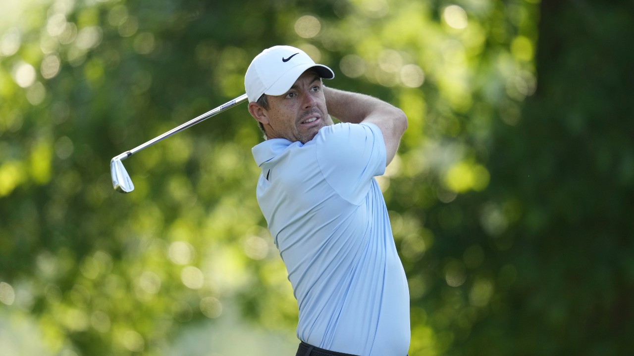 Gorgeous Mcilroy Roars Back Into Contention With Third-round 66 At Pga Championship Image Collection Gorgeous Mcilroy Roars Back Into Contention With Third-round 66 At Pga Championship Image Collection