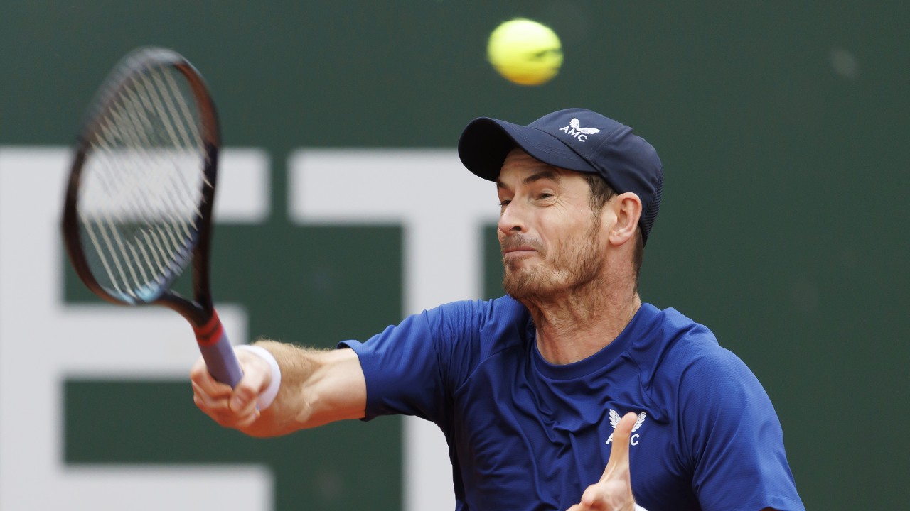Murray trails Hanfmann at rain-hit Geneva Open as Djokovic awaits winner