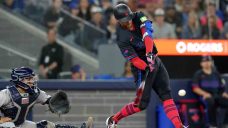 Blue Jays’ George Springer leaves with left-hand contusion after being hit by pitch