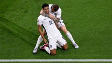 Jude Bellingham’s goal secures England win against Serbia at Euro 2024