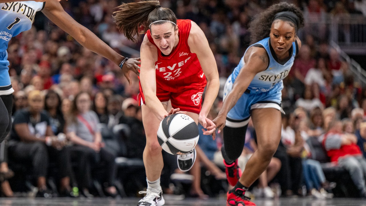 Caitlin Clark navigating through unprecedented attention: 'It can be taxing' - Sportsnet.ca