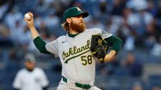 Mets acquire RHP Paul Blackburn from Athletics