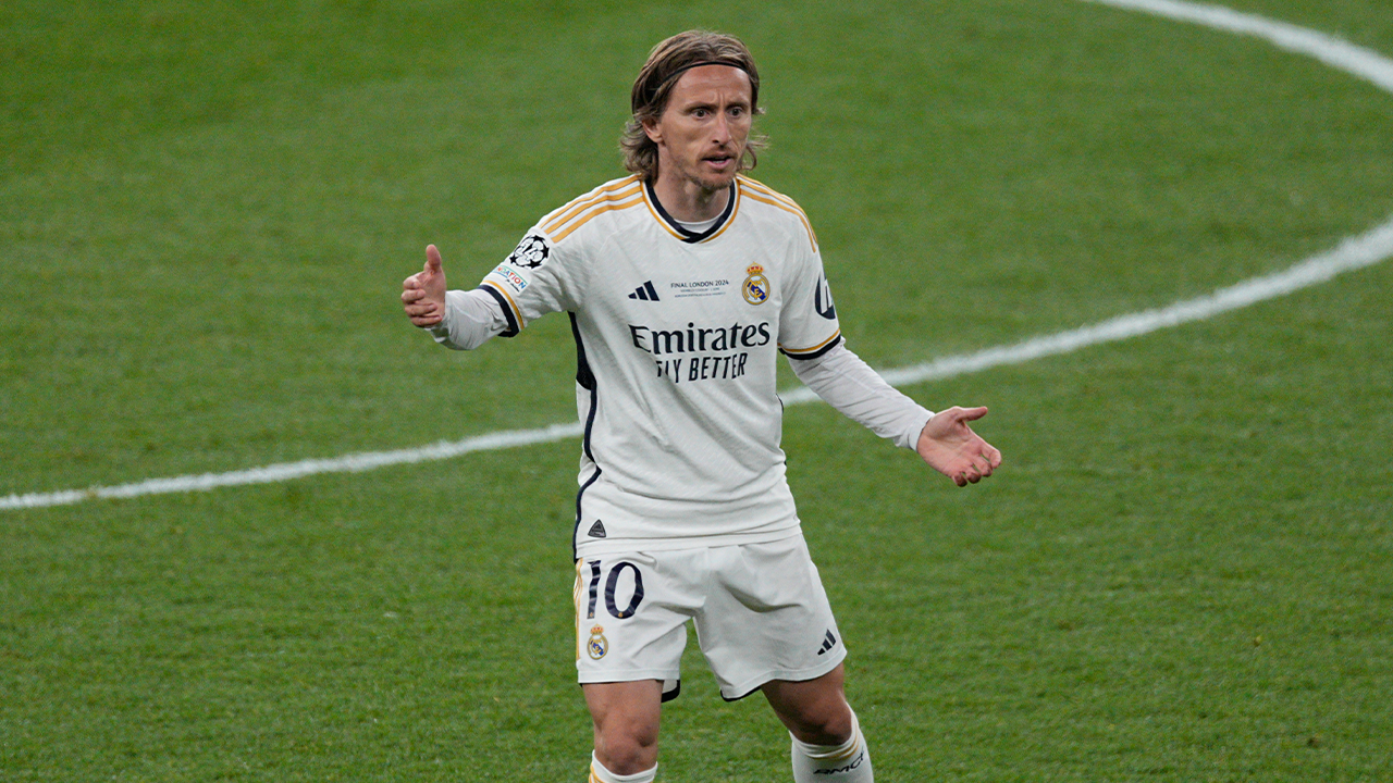 Real Madrid brings back Luka Modric, extends contract to 2025 ...