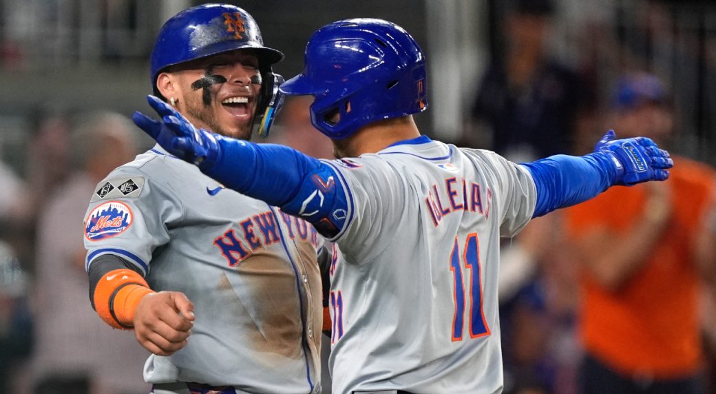 Martinez, Iglesias homer in sixrun 10th as Mets hold off Nationals to