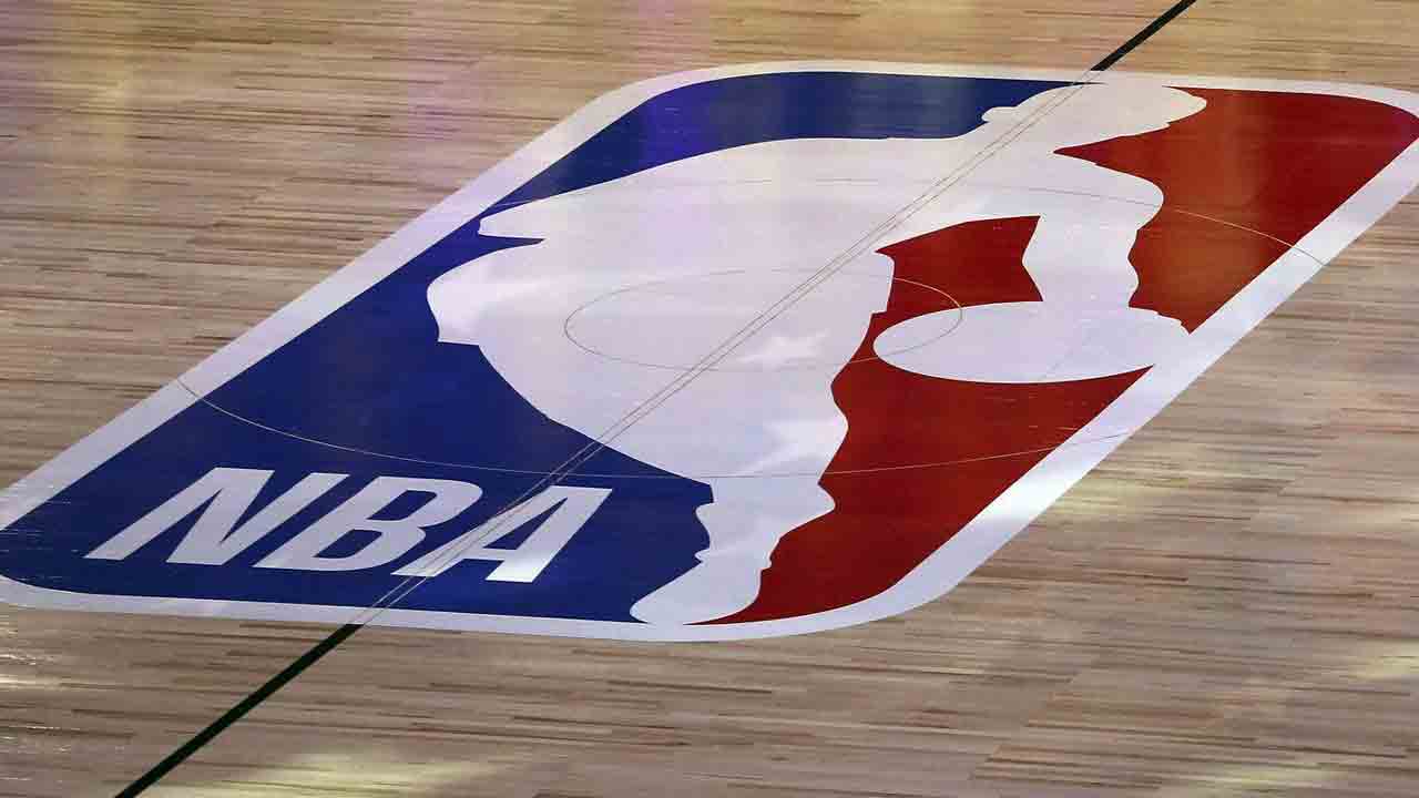 Former Hawks executive Jones sentenced to prison for embezzling $3.7M from team