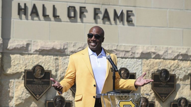Former Pittsburgh Pirates outfielder Barry Bonds acknowledges the crowd during a ceremony for players that are part of the team's 2024 Hall of Fame class before a baseball game against the Cincinnati Reds in Pittsburgh, Saturday, Aug. 24, 2024. (Barry Reeger/AP Photo)
