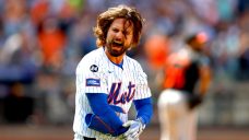 AP Source: Mets re-sign outfielder Jesse Winker to one year, $7.5M deal