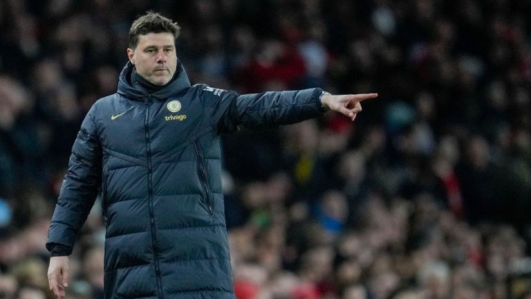 Chelsea's head coach Mauricio Pochettino gives instructions to his players during the English Premier League soccer match between Arsenal and Chelsea at Emirates Stadium in London, Tuesday, April 23, 2024. (Kin Cheung/AP Photo)