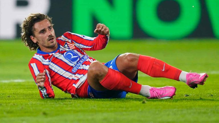 Antoine Griezmann of Atletico de Madrid during the La Liga EA Sports match between Villarreal CF and Atletico de Madrid played at La Ceramica Stadium. 