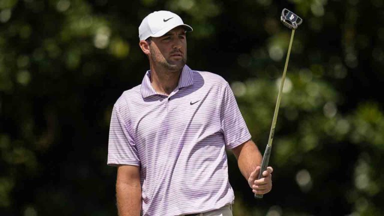 Scottie Scheffler watches his putt on the second green during the first round of the Tour Championship golf tournament, Thursday, Aug. 29, 2024, in Atlanta. (Mike Stewart/AP)