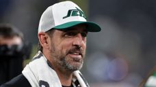 Aaron Rodgers will make his return to the field as Jets take on 49ers