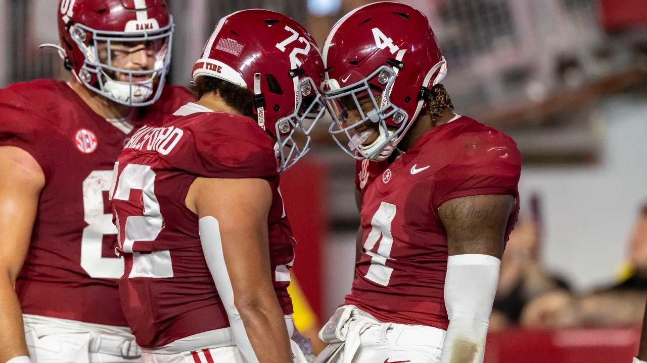 Alabama holds off Georgia comeback to win instant classic - Sportsnet.ca