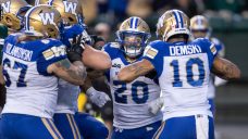 Blue Bombers blitz Elks for sixth straight win