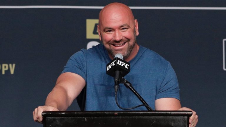 Dana White smiles during a UFC news conference in Las Vegas. (John Locher/AP)