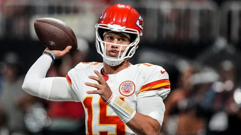 Chiefs' Patrick Mahomes a full participant in practice despite injury - Sportsnet.ca