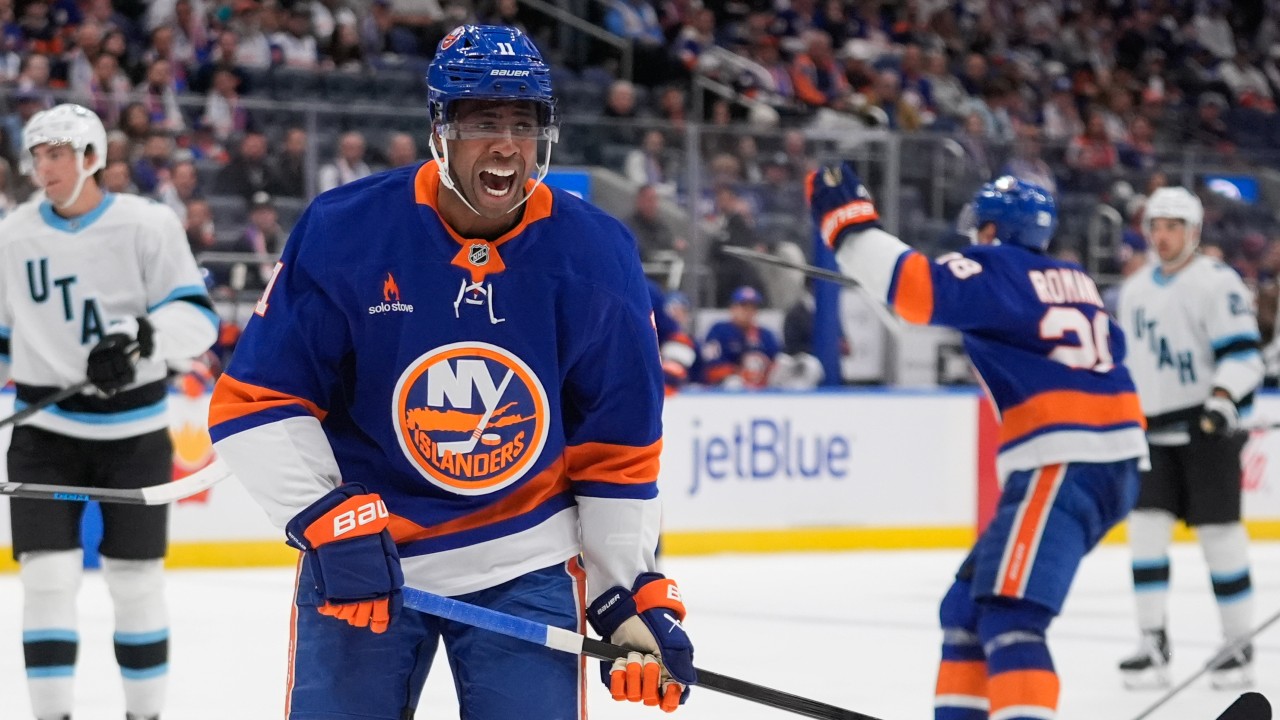 Islanders’ Duclair says Roy apologized for calling his play ‘god-awful’